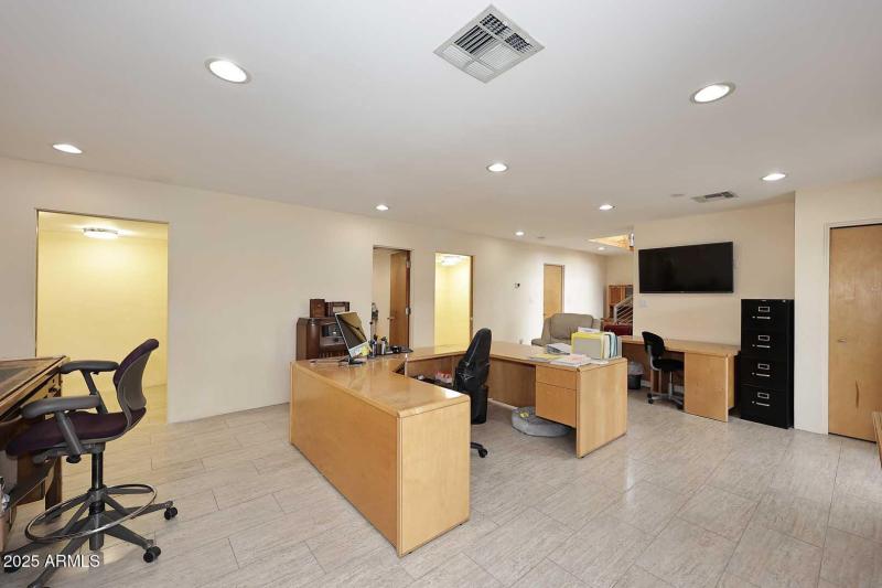 Home Office-3rd Bedroom3