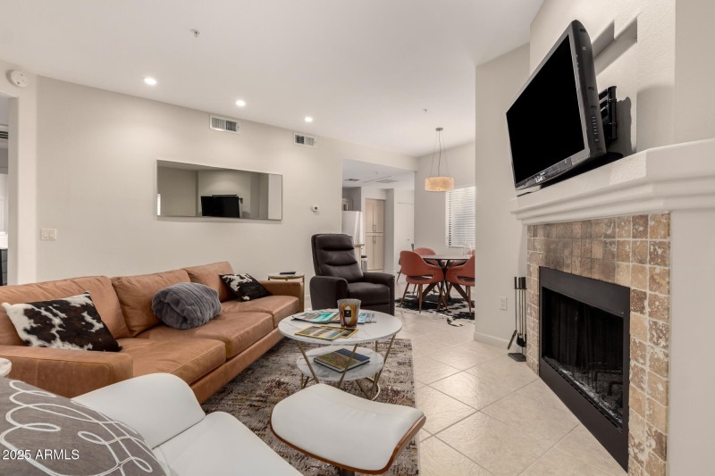 07 - Thompson Peak 15050