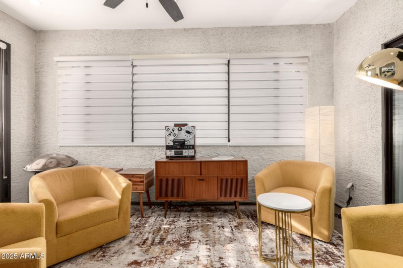 10 - Thompson Peak 15050