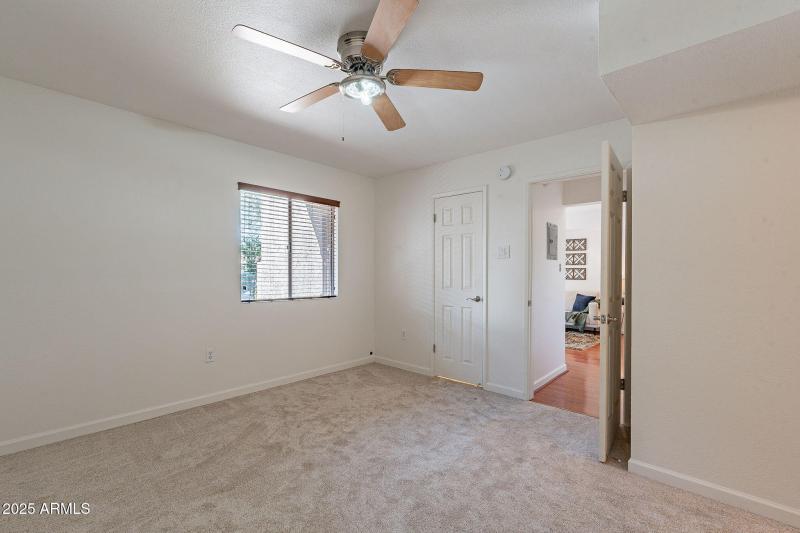 Primary Bedroom w/ Ensuite Bathroom