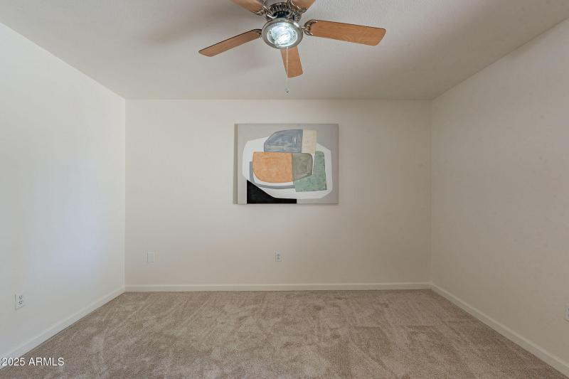 Primary Bedroom w/ Ensuite Bathroom