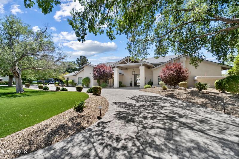 Circular Drive To Entrance