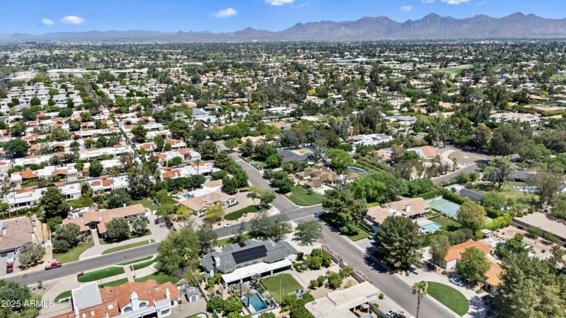 Desirable Paradise Valley Location