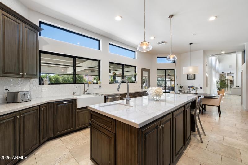 Open & Bright Kitchen