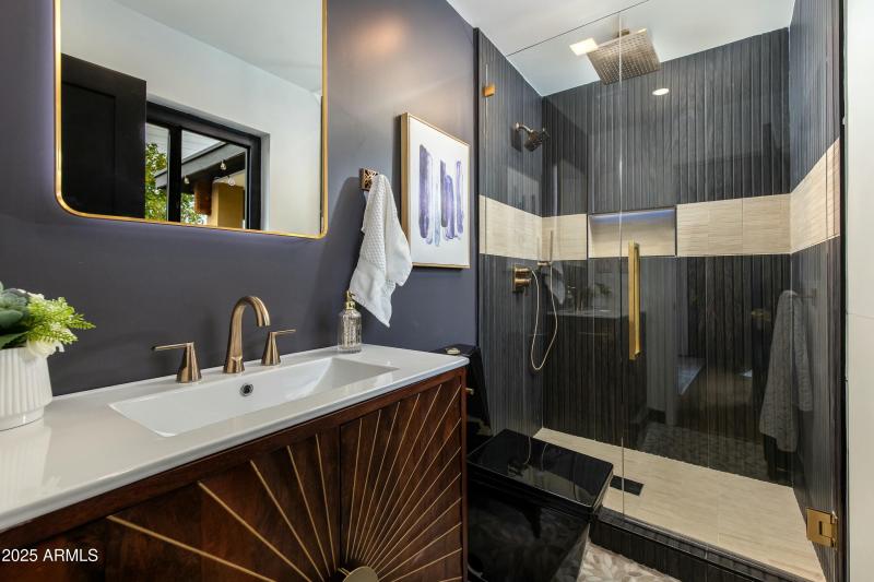 PRIMARY EN-SUITE