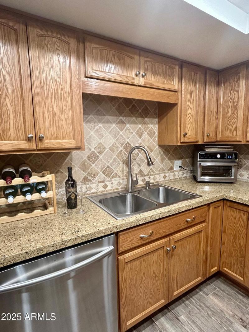 Custom Back Splash