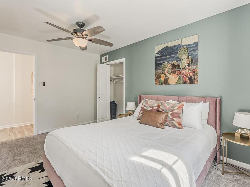019_Bedroom