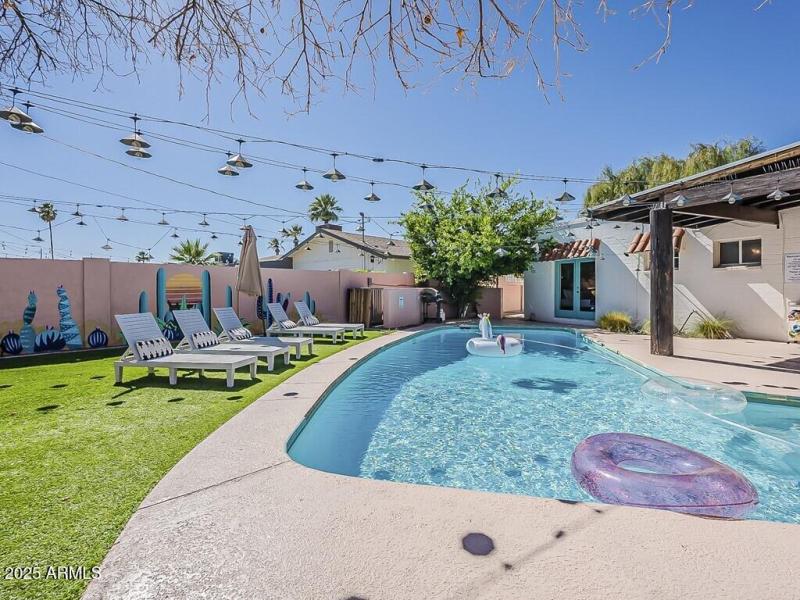 034_Pool Area
