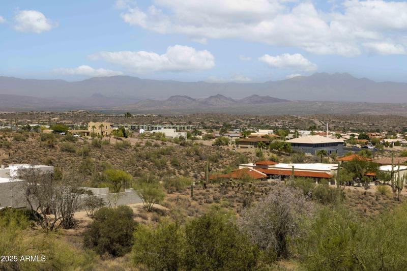 2025-05-14-16030eChollaAve-MCORealty-Fou