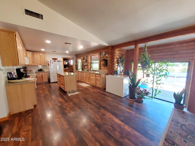 20250521_142626_resized