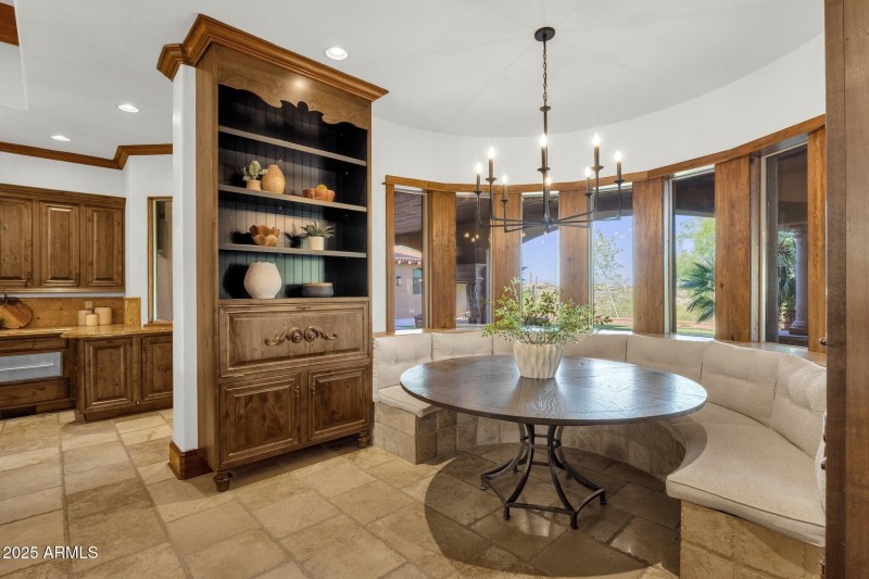 019_Breakfast Nook