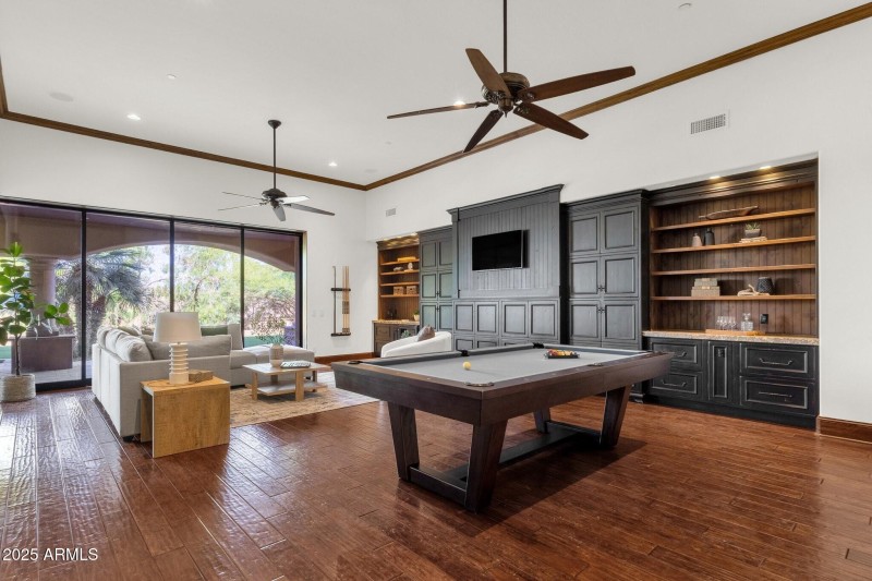 023_Family Room IV