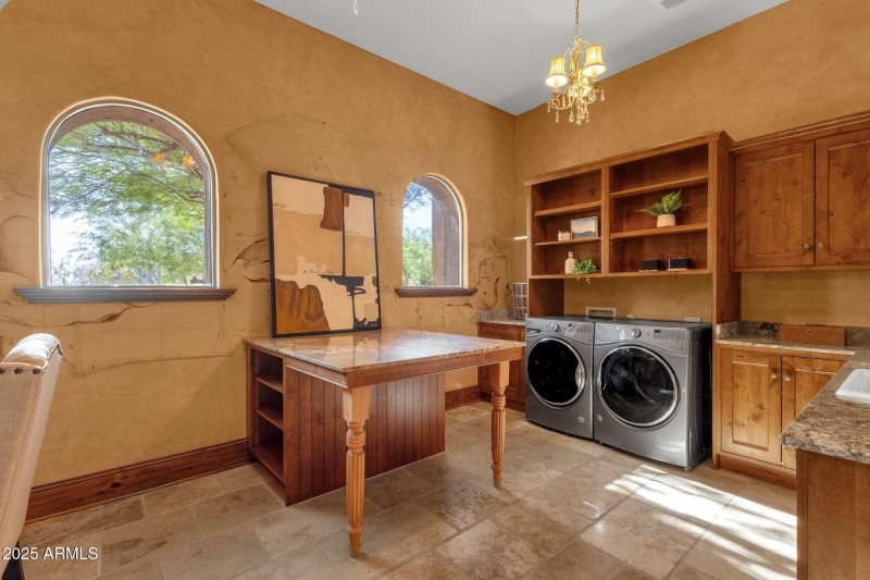 040_Laundry Room