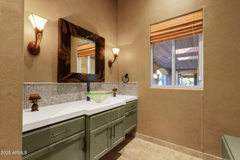 052_Casita Bathroom