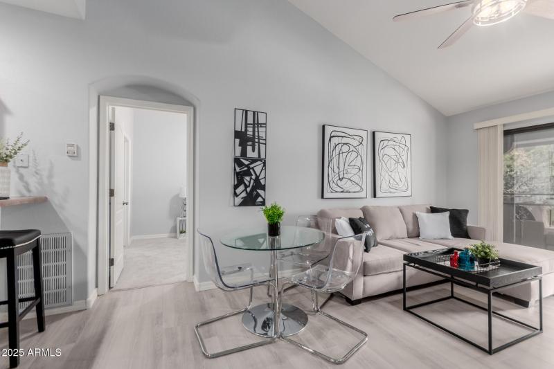 Living Room 06