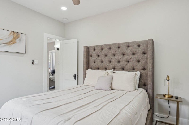 22-web-or-mls-2310-north-11th-st