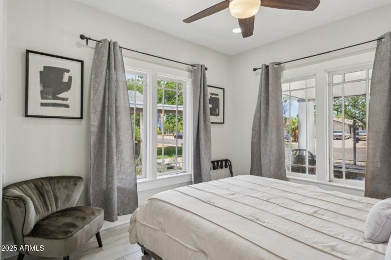 24-web-or-mls-2310-north-11th-st