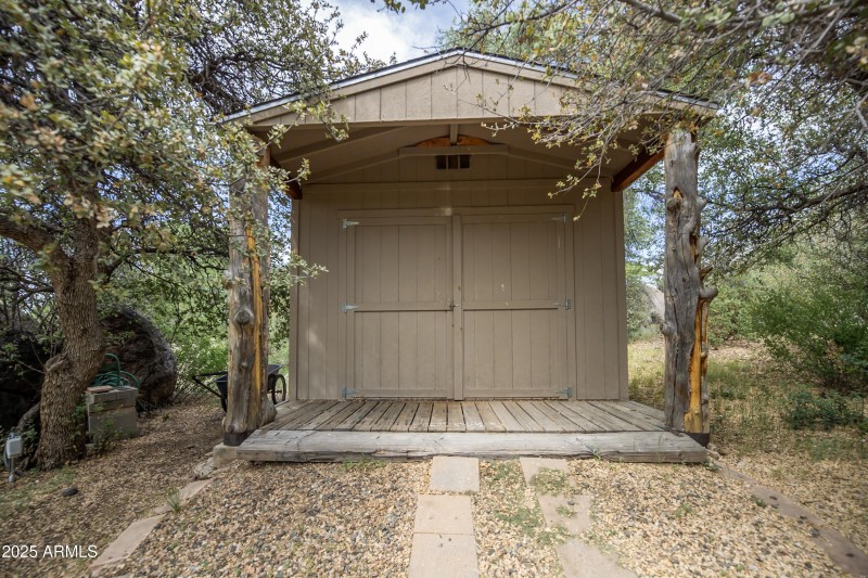 15 Backyard f Shed a