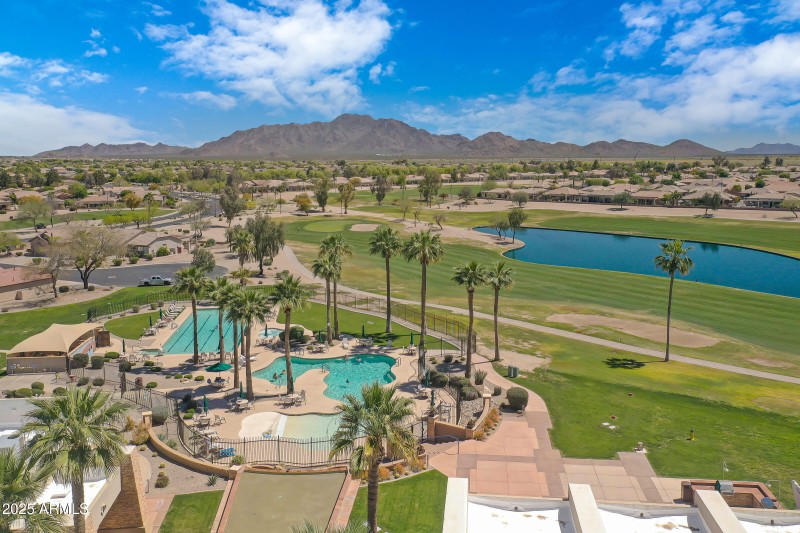 3640 E Torrey Pines Ln-56