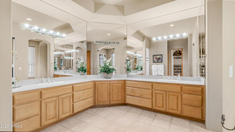 8540 E McDowell Rd Unit 116 (21)