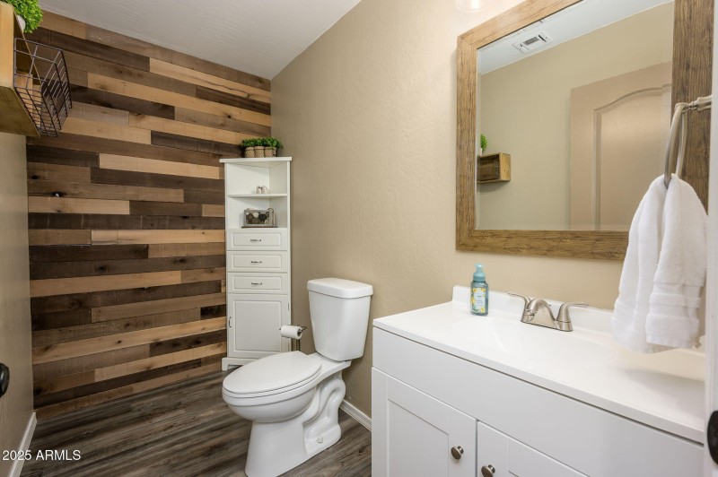 6-web-or-mls-Pontiac-14