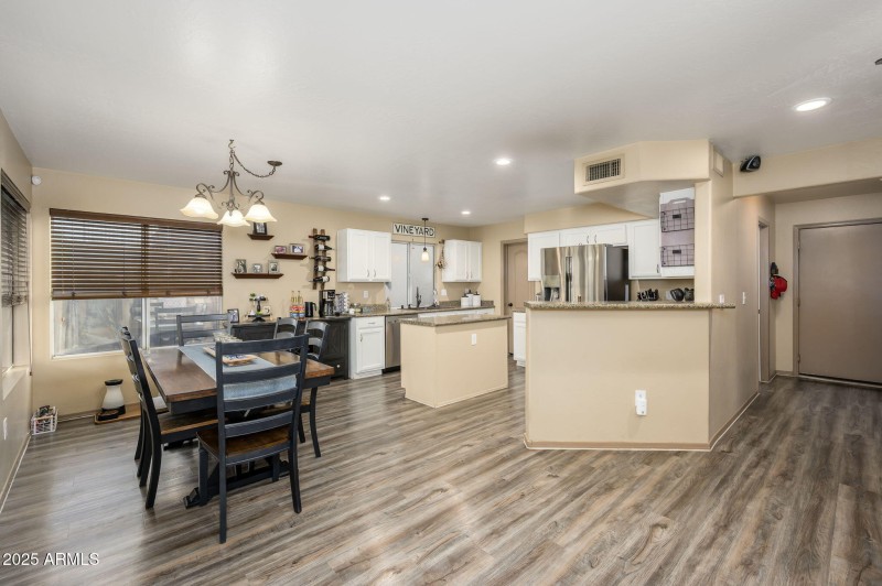 10-web-or-mls-Pontiac-18