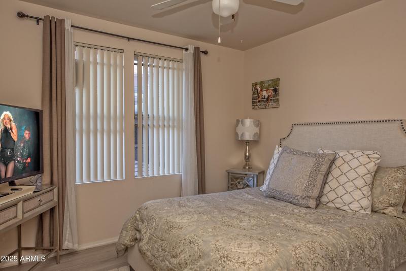 012_Master Bedroom