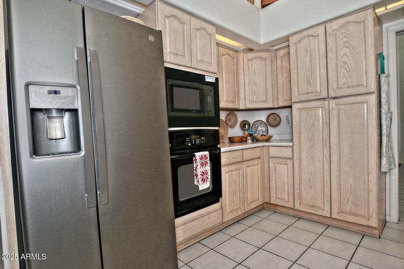 Light & Bright Kitchen