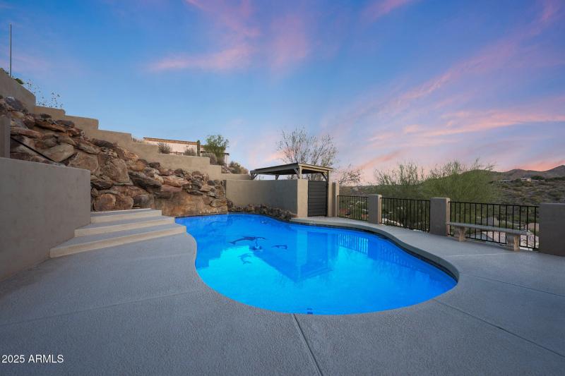 Pool Light (Twilight) (2)