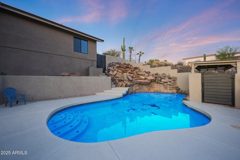 Pool Light (Twilight) (3)