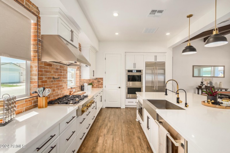 0009-09 - Loma Linda