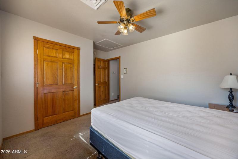 2353 S Buffalo Loop Overgaard AZ