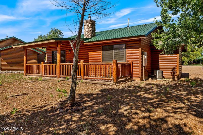 2353 S Buffalo Loop Overgaard AZ