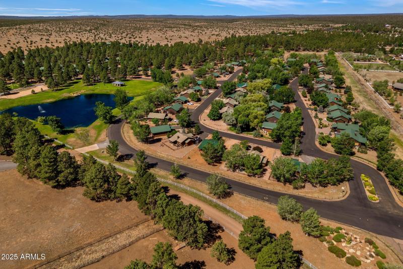 2353 S Buffalo Loop Overgaard AZ