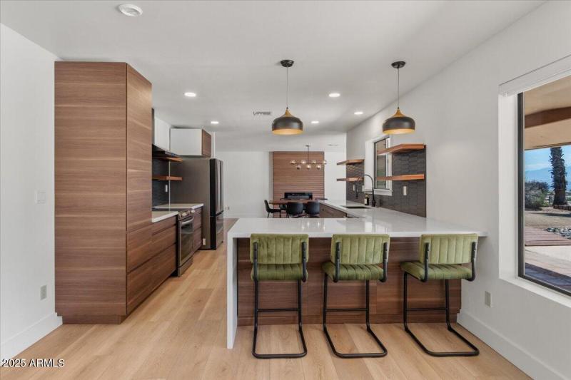 18-Kitchen