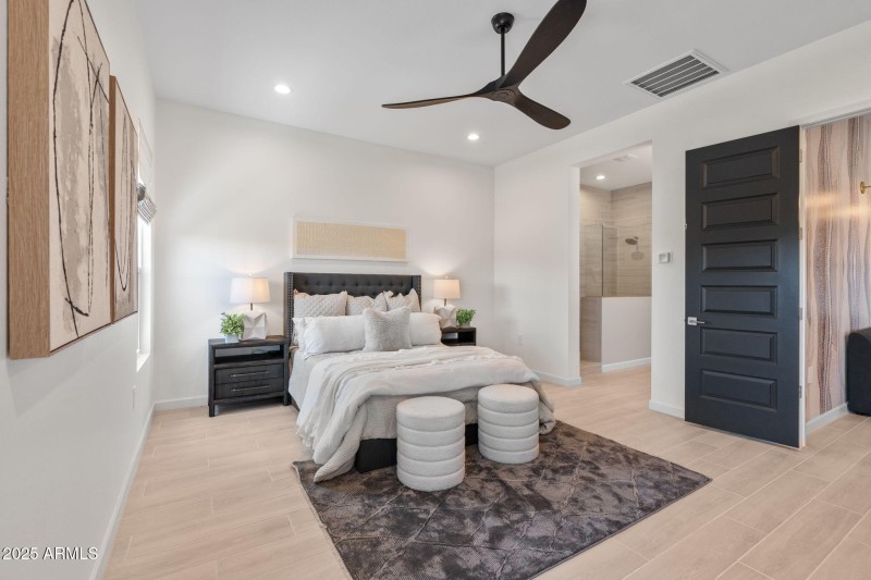 28-web-or-mls-21315-n-59th-ter