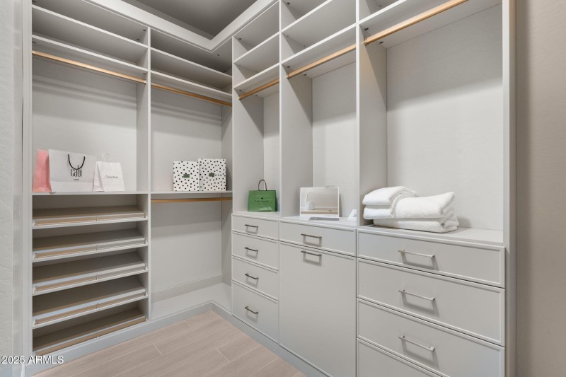 35-web-or-mls-21315-n-59th-ter