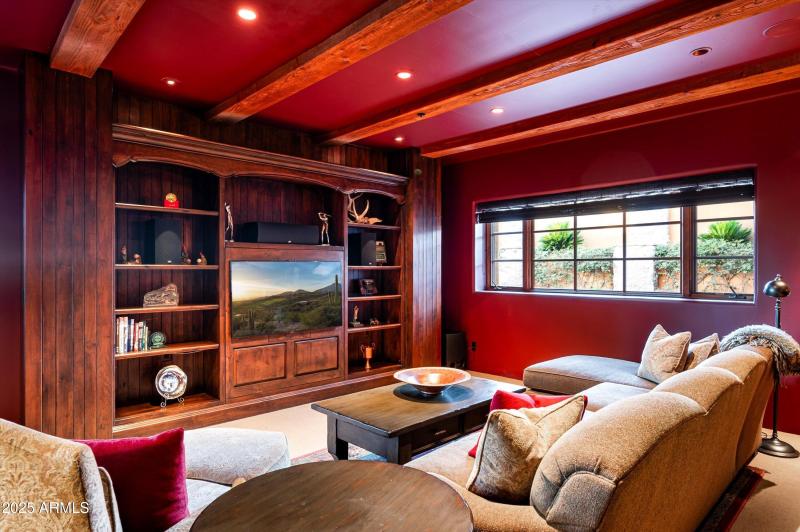 Potential 5th Bedroom