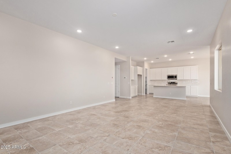 09 - Blissful Breeze