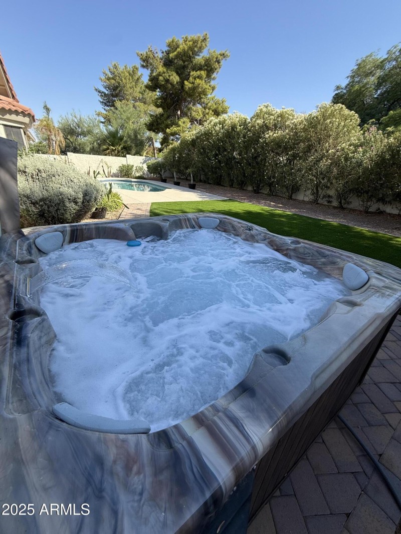 Hot Tub 2