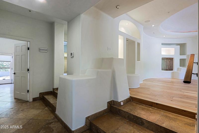 Family Room 1 - Entrance (1)