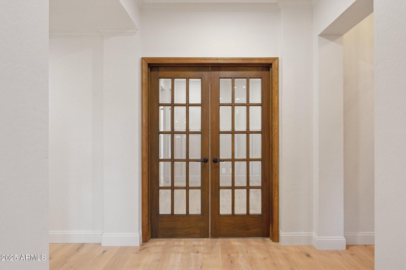 4th bedroom or office