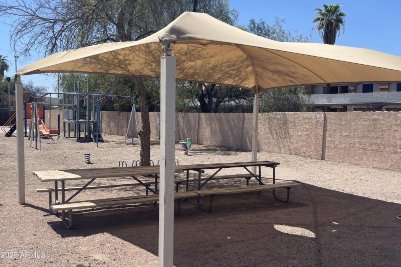 Picnic_Playground