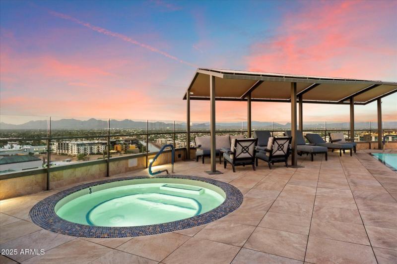 Rooftop Spa