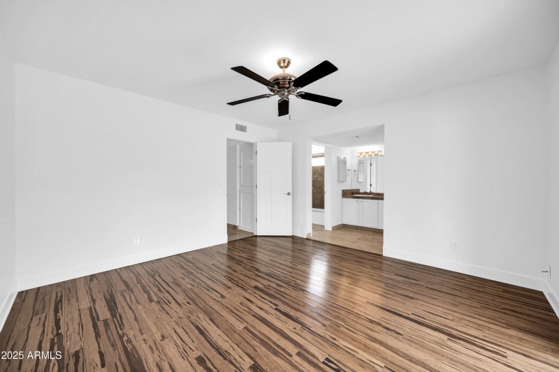 16323 E Glenbrook Blvd-21