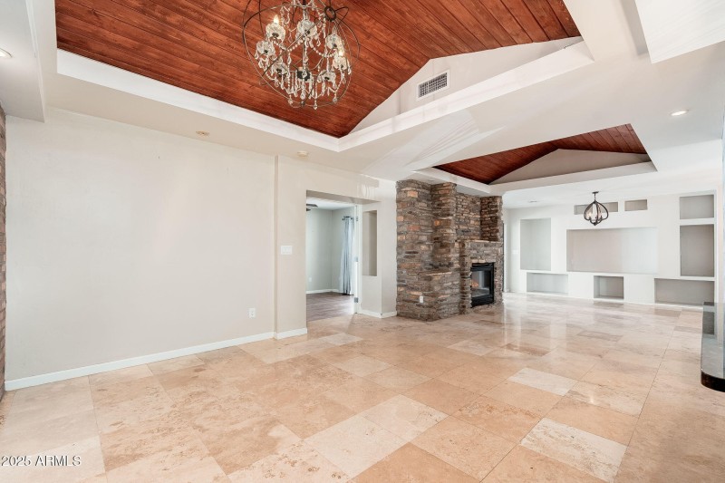 3002 E Glenrosa Ave, 07-10 - 07