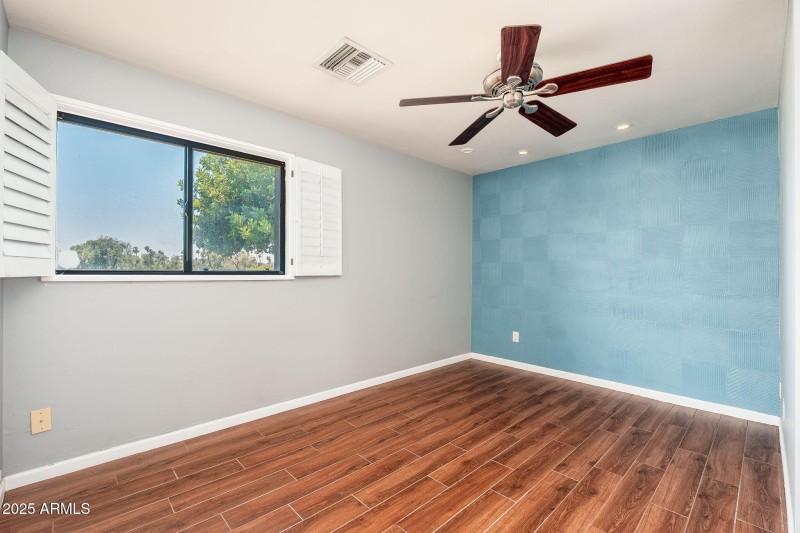 3002 E Glenrosa Ave, 07-10 - 19