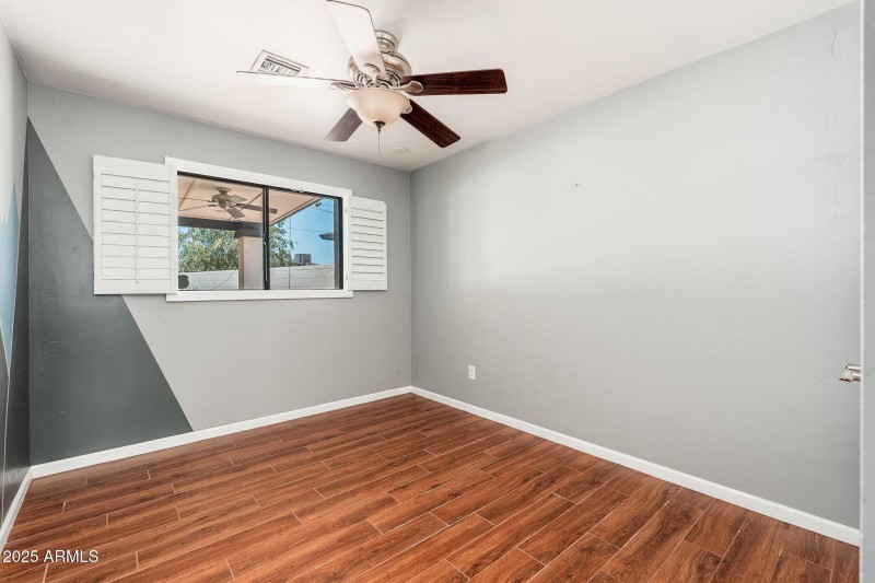 3002 E Glenrosa Ave, 07-10 - 23