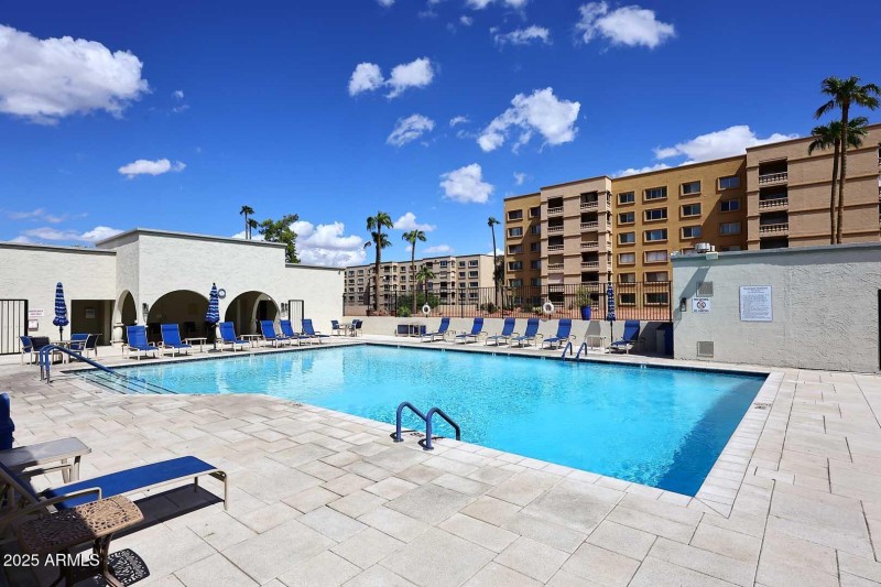 Scottsdale Shadows-Main Community Pool