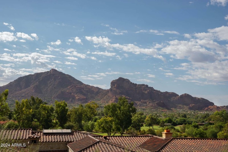 Scottsdale-Shadows-Condos-002